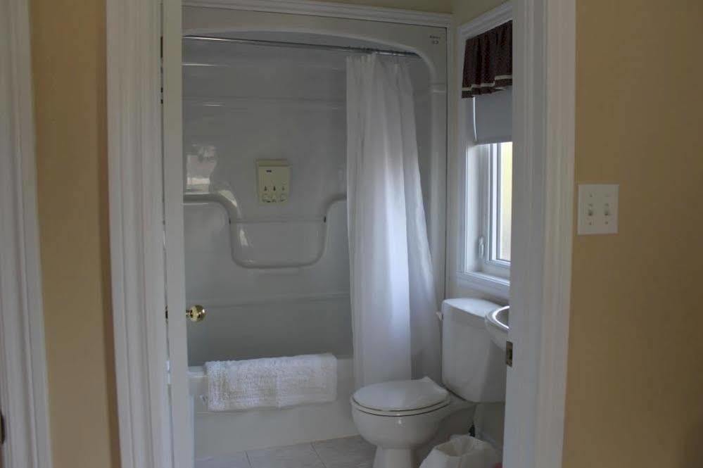 פורט הוקסבורי Mackenzie House B&B By Elevate Rooms מראה חיצוני תמונה